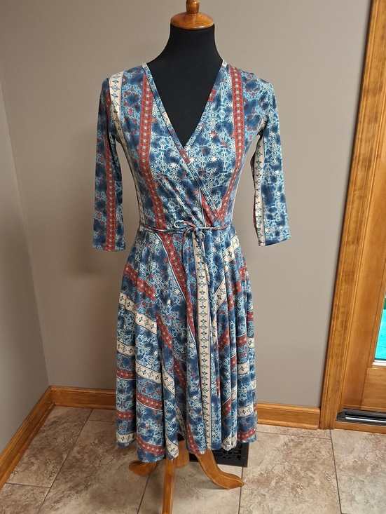 Pretty Young Thing Dresses & Skirts - Blue & Rust Print Faux-Wrap Midi Dress with Tie Waist